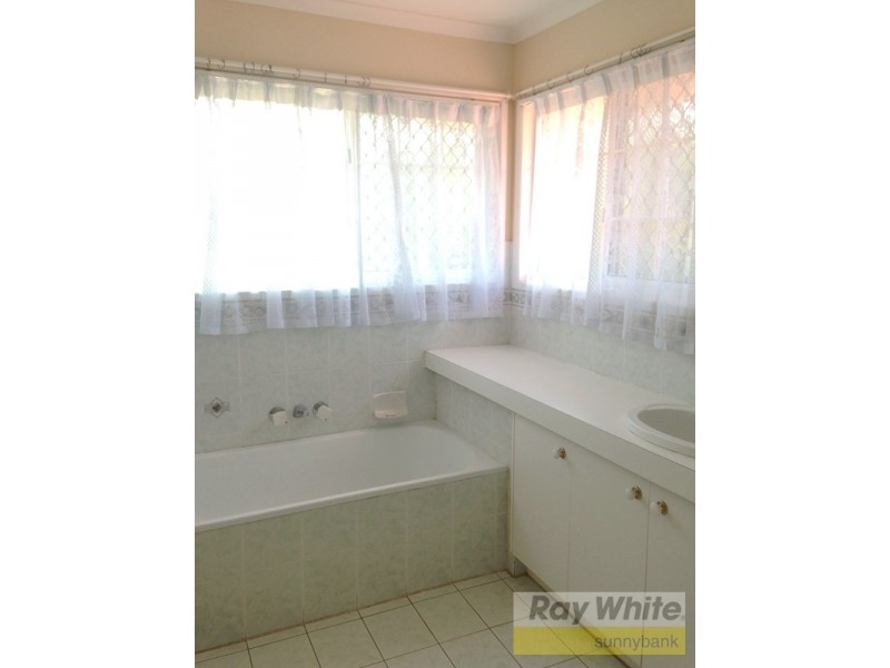 22 Kalanda Street, Runcorn QLD 4113