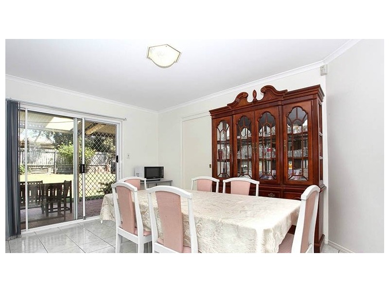 69 Bannockburn Cres, Parkinson QLD 4115