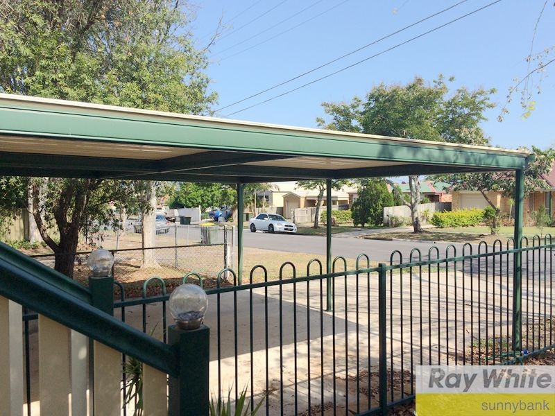 54 Keeling Street, Coopers Plains QLD 4108