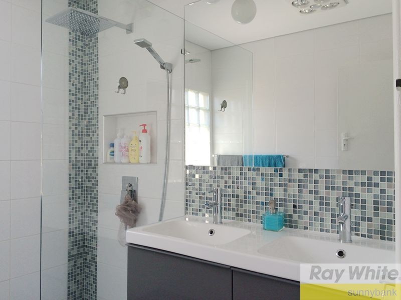 54 Keeling Street, Coopers Plains QLD 4108