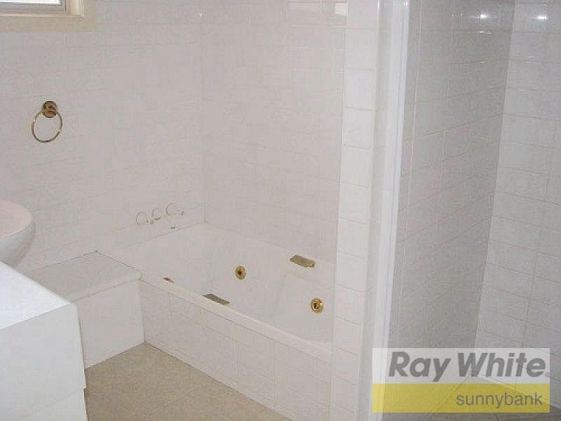 64 Chilton Street, Sunnybank Hills QLD 4109