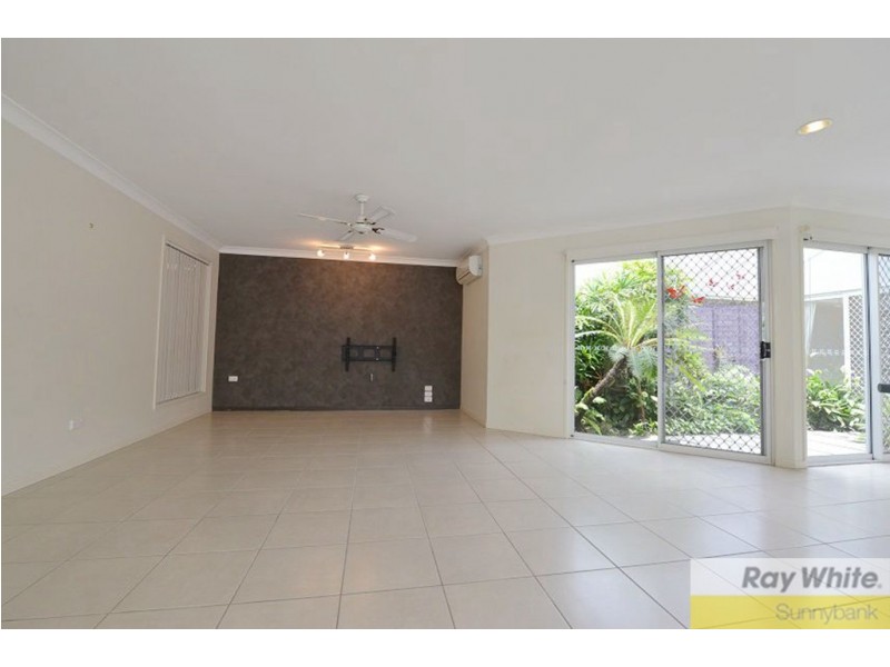 2 Eastcourt Lane, Sunnybank Hills QLD 4109