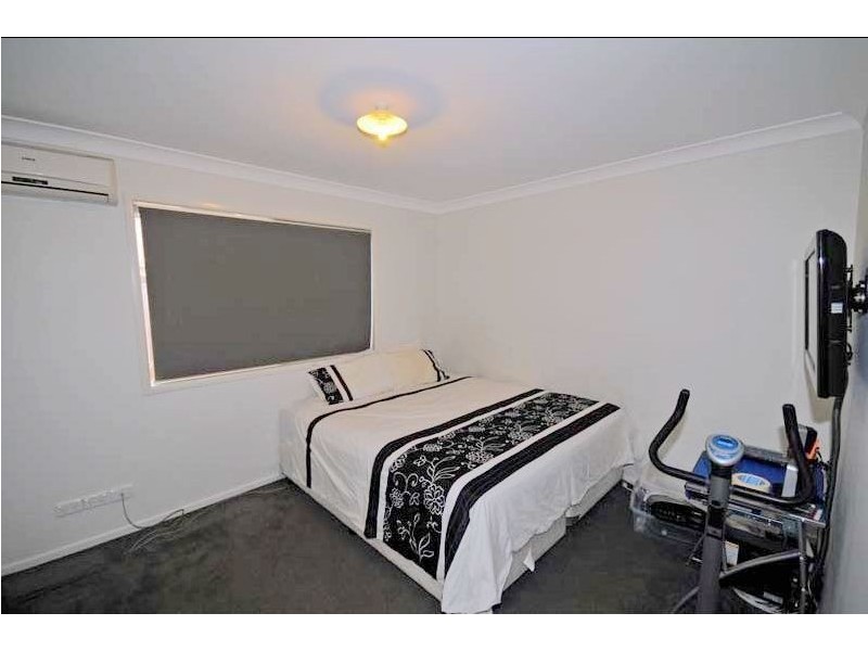 87 Dartmouth St, Coopers Plains QLD 4108