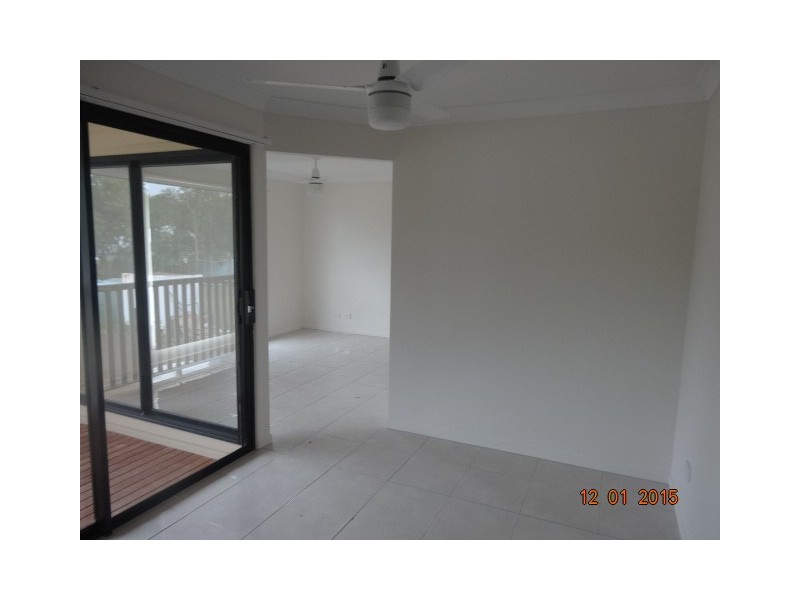 8 George Street, Marburg QLD 4346