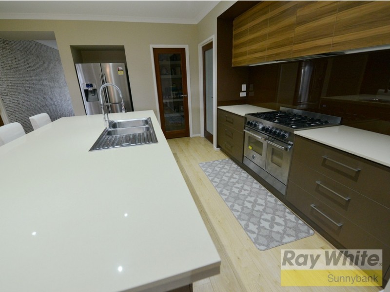 107 Cooper Crescent, Rochedale QLD 4123