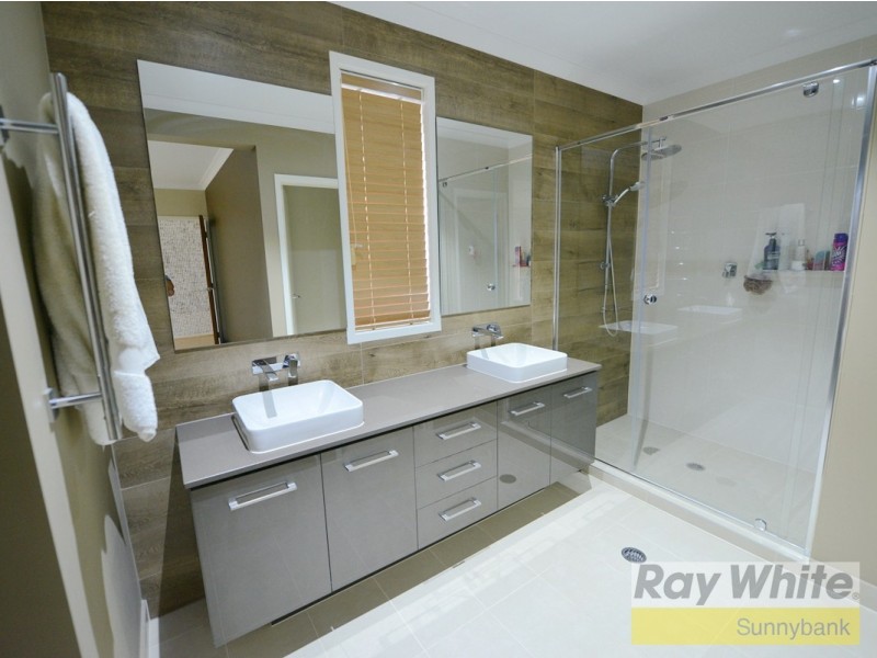 107 Cooper Crescent, Rochedale QLD 4123