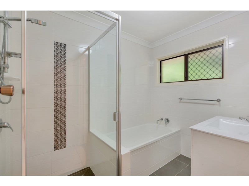 6 Acorus Place, Sunnybank QLD 4109