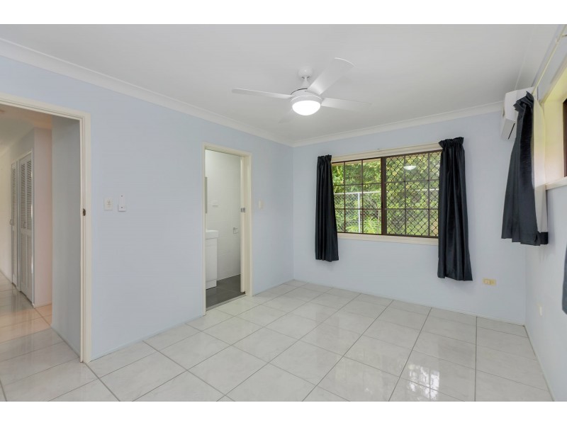 6 Acorus Place, Sunnybank QLD 4109