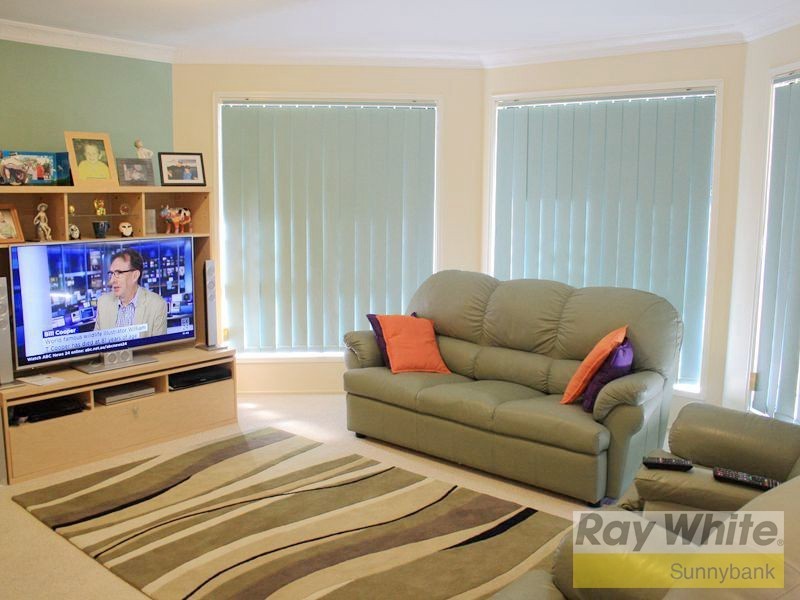 2 Atkinson Close, Coopers Plains QLD 4108