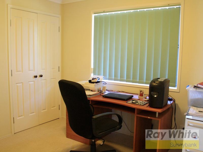 2 Atkinson Close, Coopers Plains QLD 4108