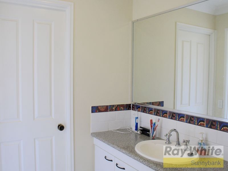 2 Atkinson Close, Coopers Plains QLD 4108