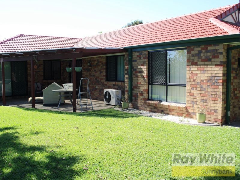 2 Atkinson Close, Coopers Plains QLD 4108