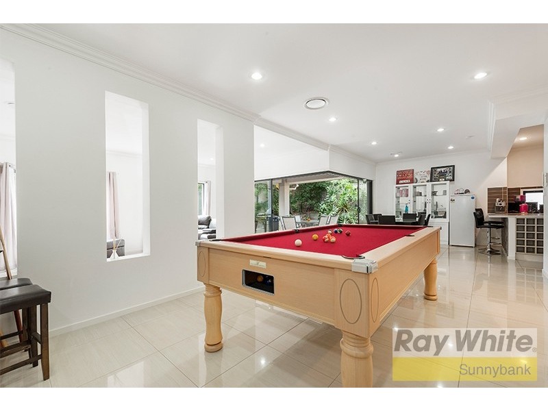 83 Dixon St, Sunnybank QLD 4109