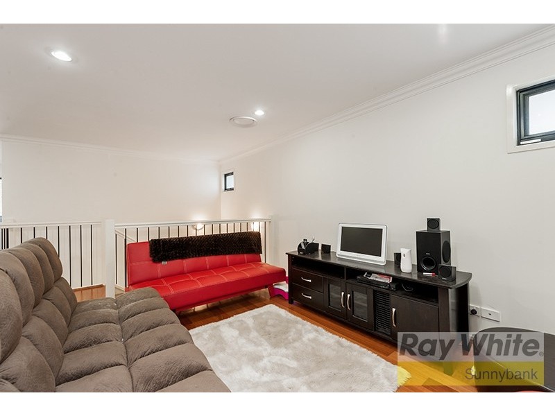 83 Dixon St, Sunnybank QLD 4109