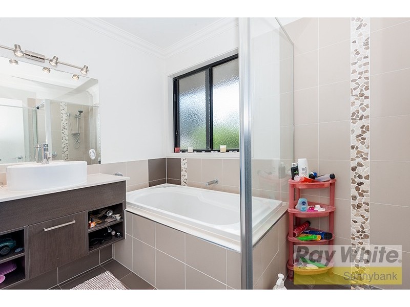 83 Dixon St, Sunnybank QLD 4109