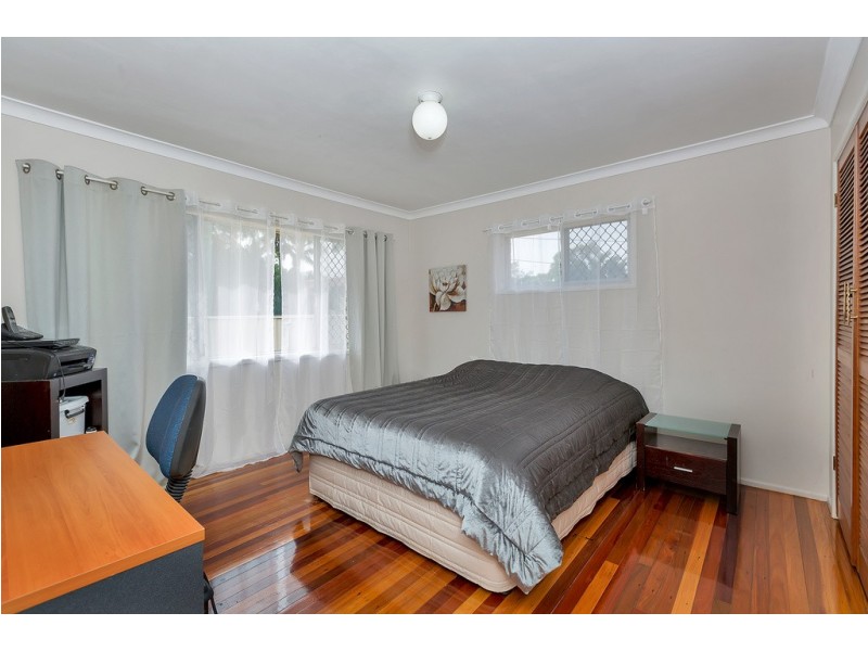 87 Camrose Crescent, Underwood QLD 4119