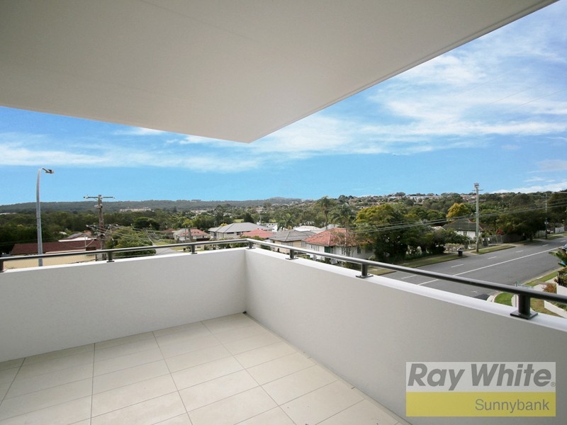 308/26 Macgroarty Street, Coopers Plains QLD 4108