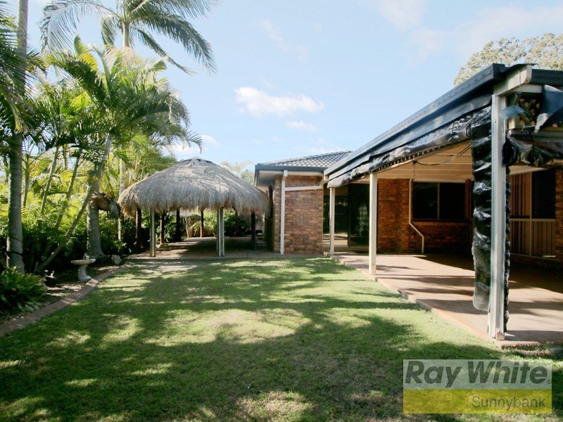 4 Eli Court, Hillcrest QLD 4118