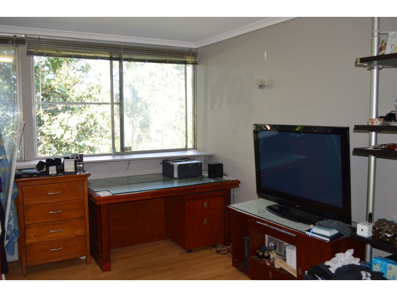 27/18 Holmes Road, Toowong QLD 4066