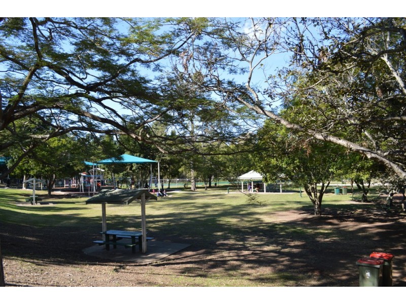 27/18 Holmes Road, Toowong QLD 4066