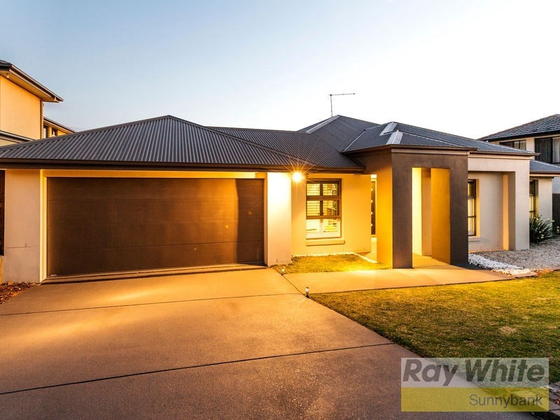 30 Azzure Street, Eight Mile Plains QLD 4113