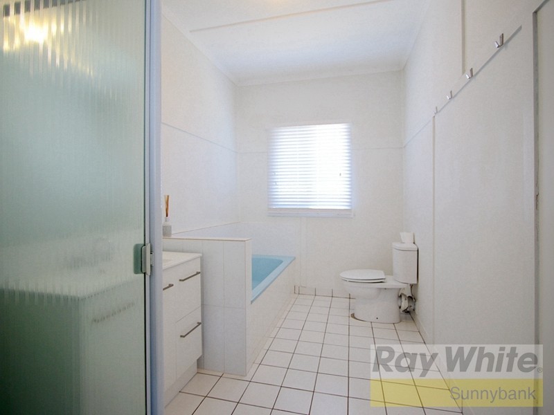 56 Hammersmith Street, Coopers Plains QLD 4108