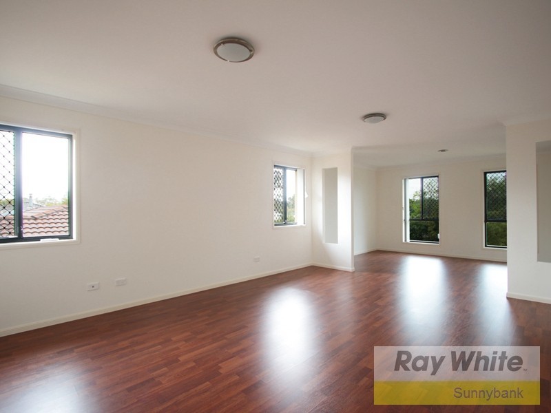 6 Pine Street, Runcorn QLD 4113