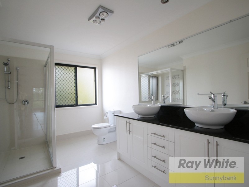 6 Pine Street, Runcorn QLD 4113