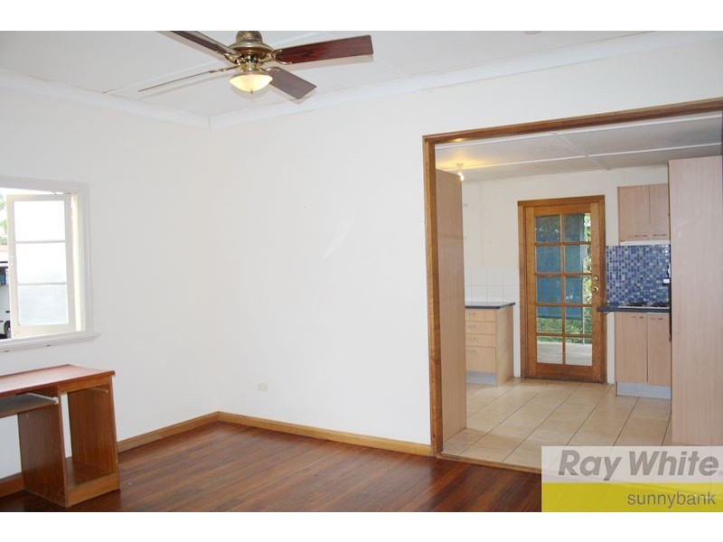 65 Nyleta Street, Coopers Plains QLD 4108