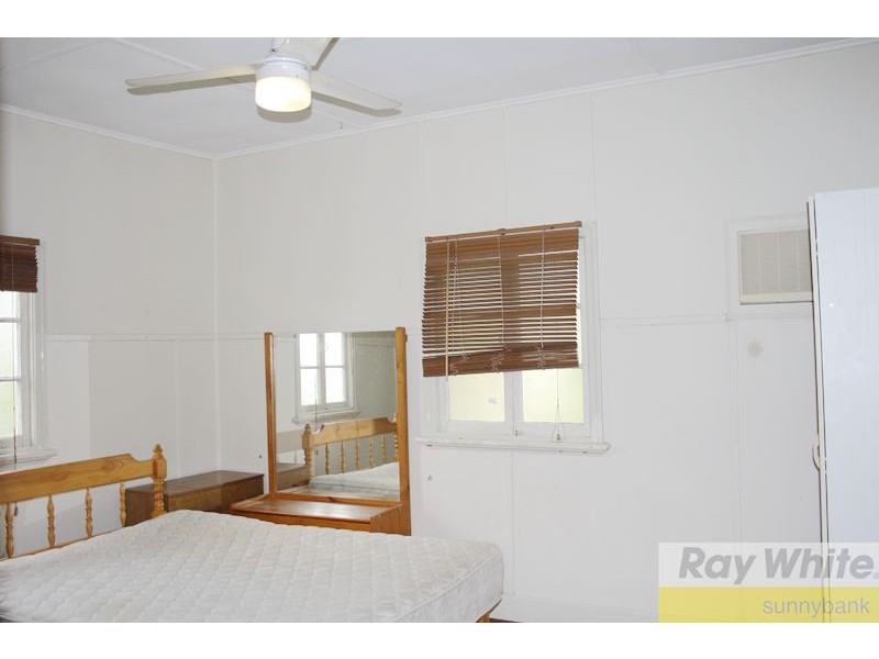 65 Nyleta Street, Coopers Plains QLD 4108