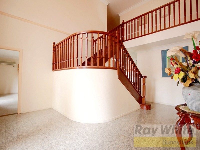 22 Veta Street, Robertson QLD 4109