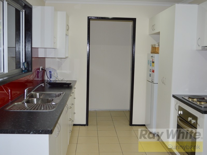 8/27 Southgate Drive, Woodridge QLD 4114