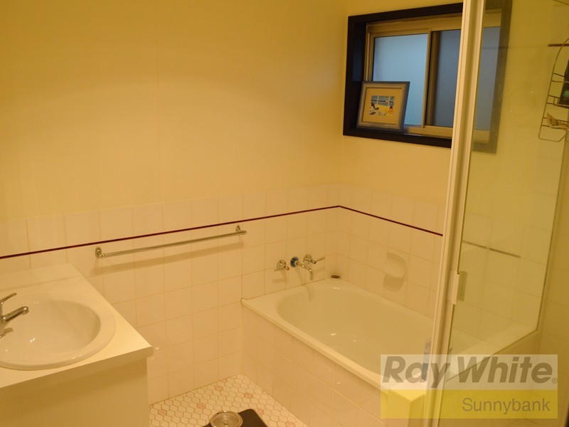 8/27 Southgate Drive, Woodridge QLD 4114