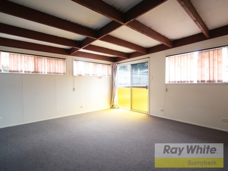 84 Nyleta Street, Coopers Plains QLD 4108