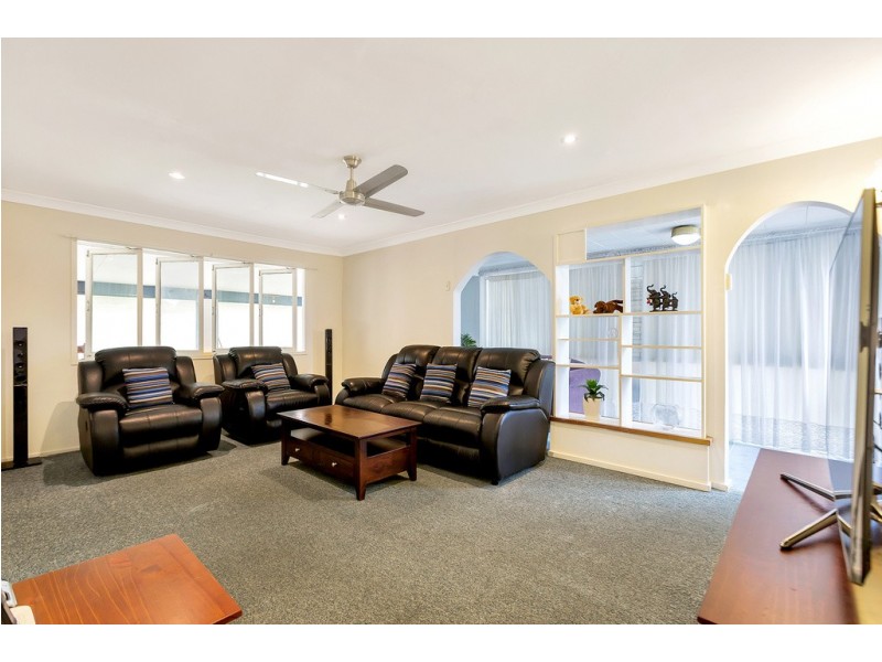 5 Trochus Street, Mansfield QLD 4122