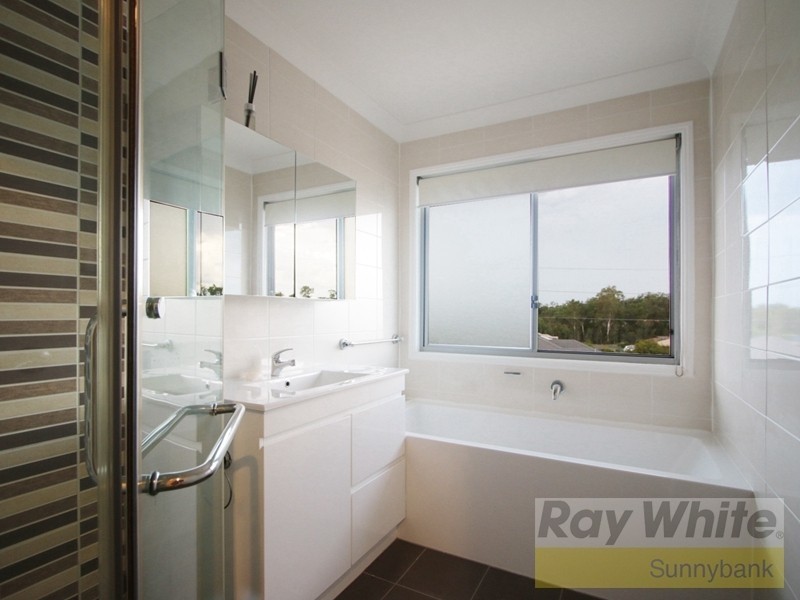 44 Paul Drive, Regents Park QLD 4118