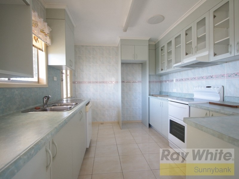 27 Newcombe Street, Sunnybank Hills QLD 4109