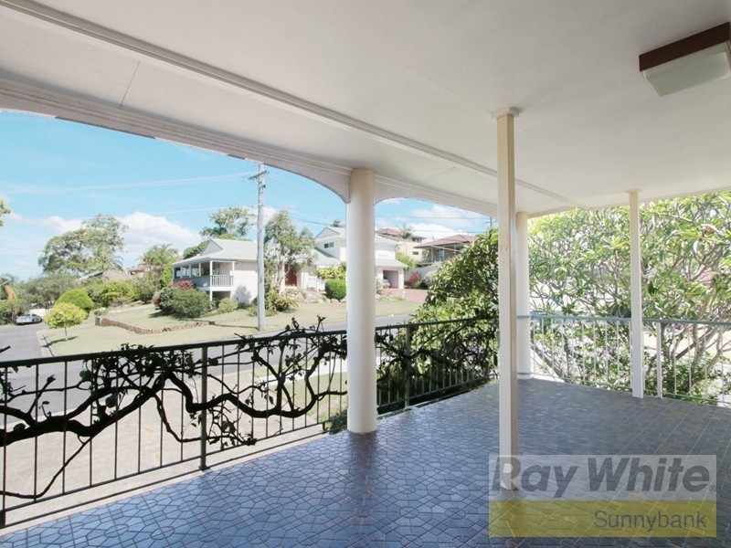 27 Newcombe Street, Sunnybank Hills QLD 4109