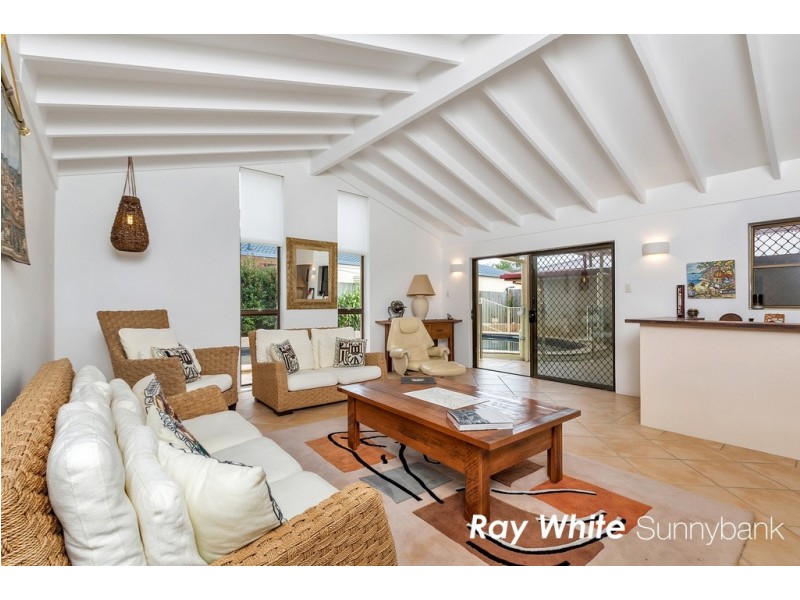 14 Lingle Street, Robertson QLD 4109