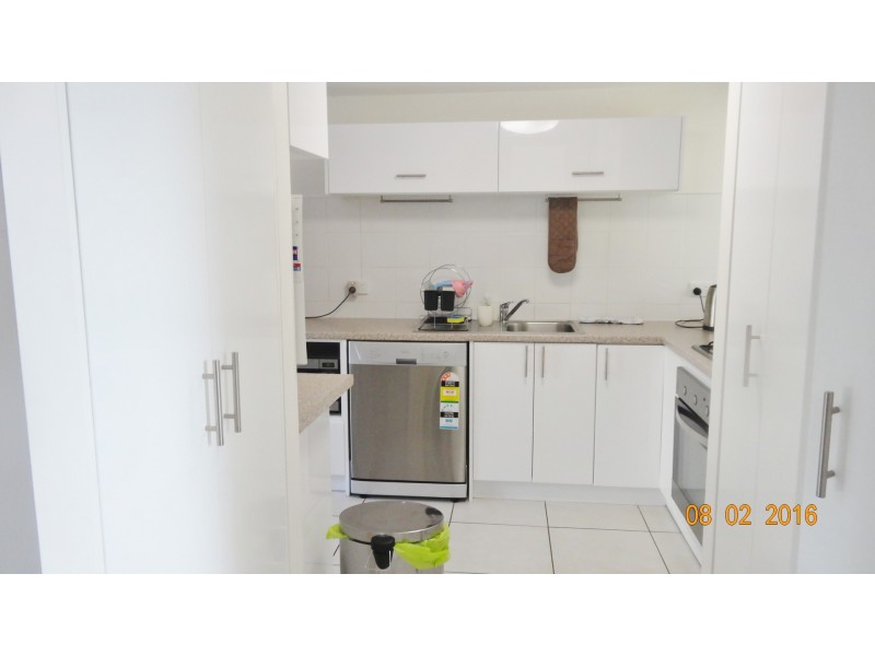8/45 Barrett Street, Robertson QLD 4109