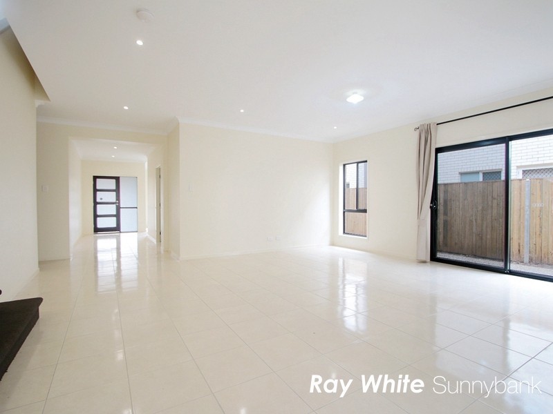 7 Pinecone Street, Sunnybank QLD 4109