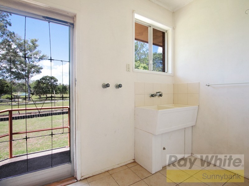 5 Peringa Street, Coopers Plains QLD 4108