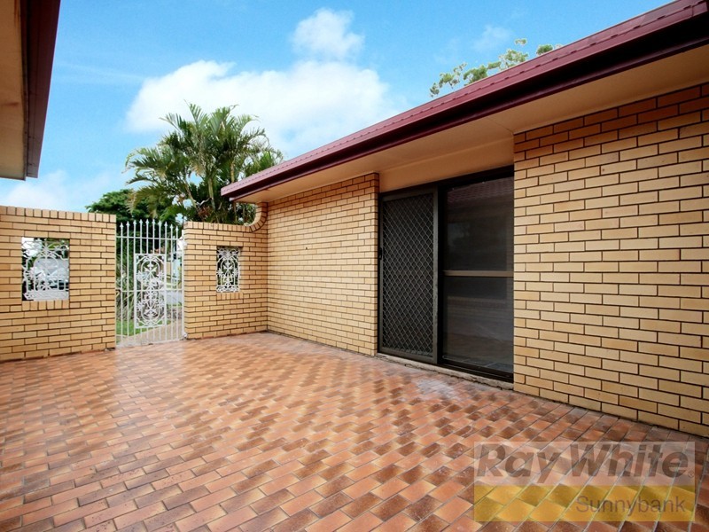 408 Warrigal Road, Eight Mile Plains QLD 4113