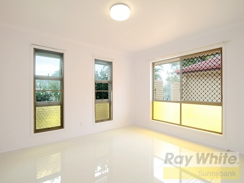 408 Warrigal Road, Eight Mile Plains QLD 4113