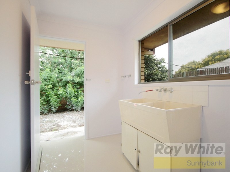 408 Warrigal Road, Eight Mile Plains QLD 4113