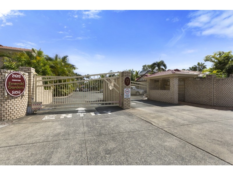 4/9 Lawrence Close, Robertson QLD 4109