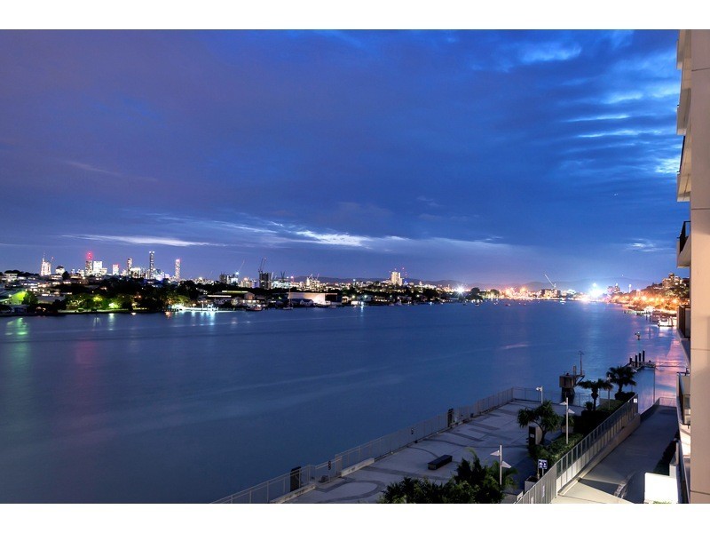 20404/37D Harbour Road, Hamilton QLD 4007