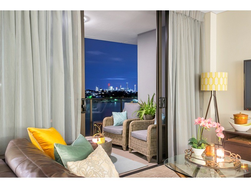 20404/37D Harbour Road, Hamilton QLD 4007