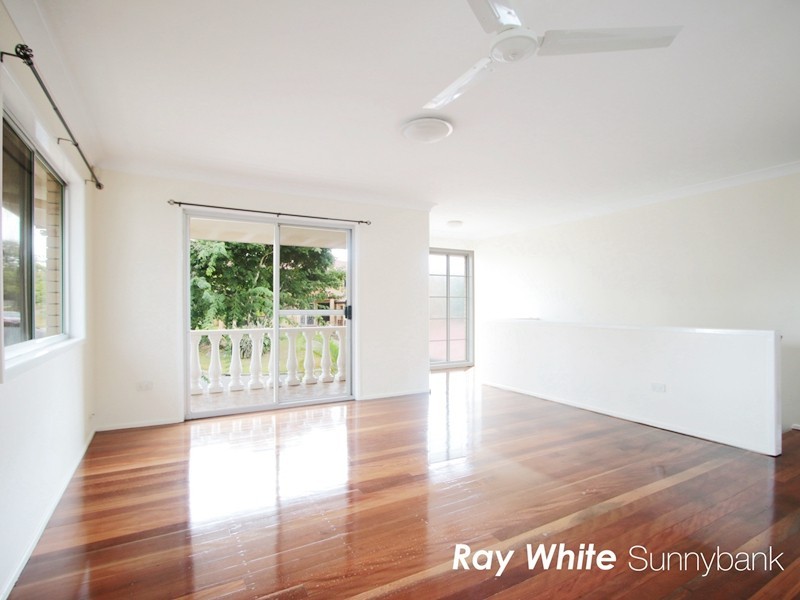 16 Portulaca Street, Macgregor QLD 4109