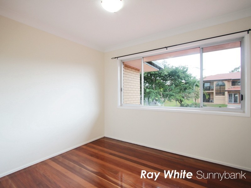 16 Portulaca Street, Macgregor QLD 4109